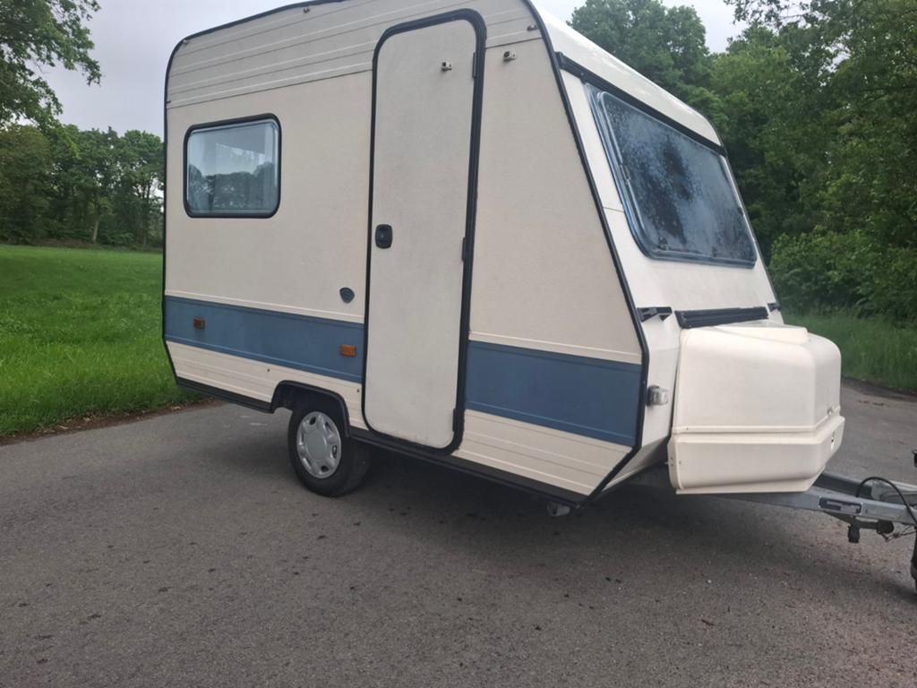 Prachtige adria caravan mtm 750kg, Treinzit, Tot en met 3, Adria, Openslaande ramen