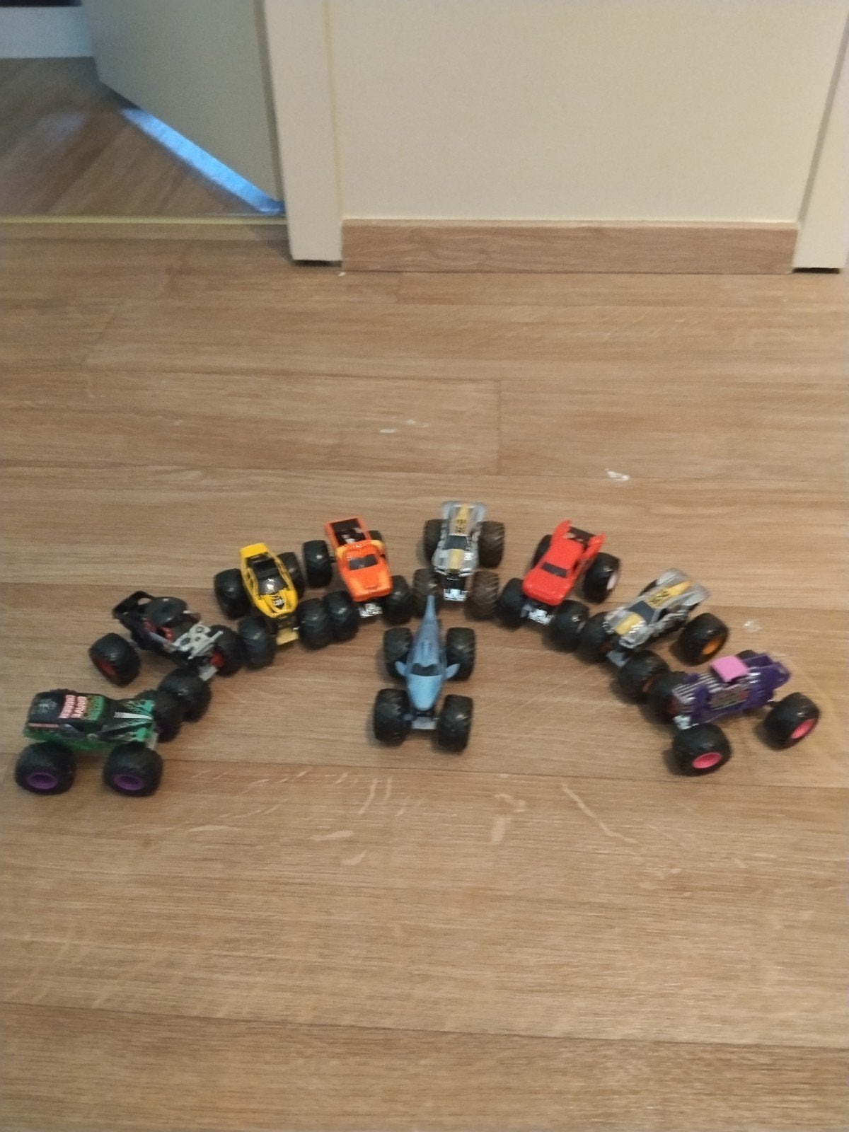 Monster trucks, Ophalen