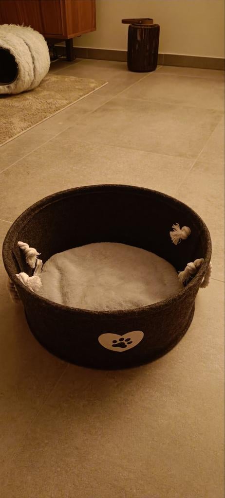 Kattenmandje, 6 ans ou plus
