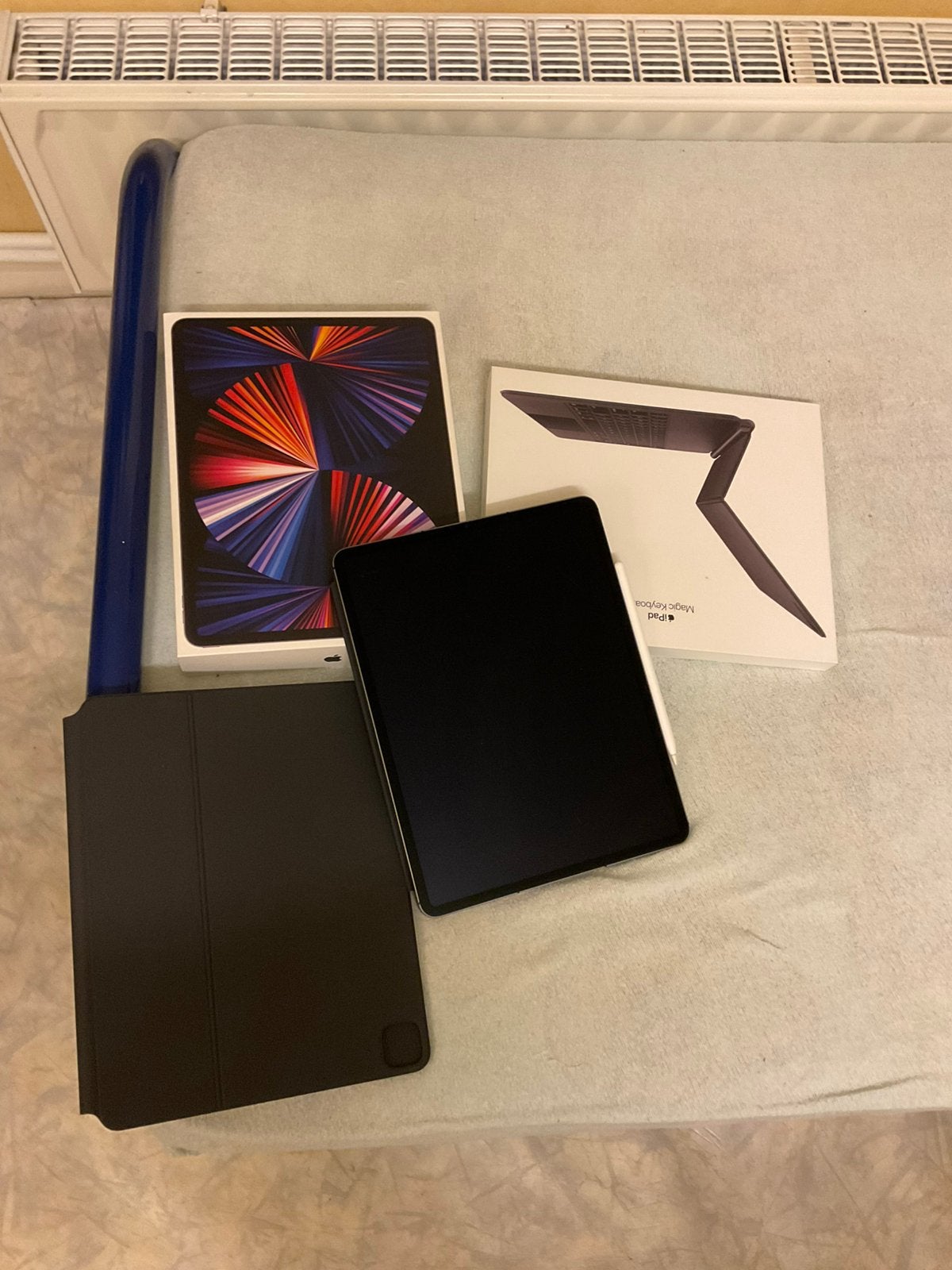 Ipad pro 12,9 inch 5e 1 terabyte wifi & 5G, Informatique & Logiciels, Apple iPad Tablettes, Gris, 12 pouces, Comme neuf, Enlèvement