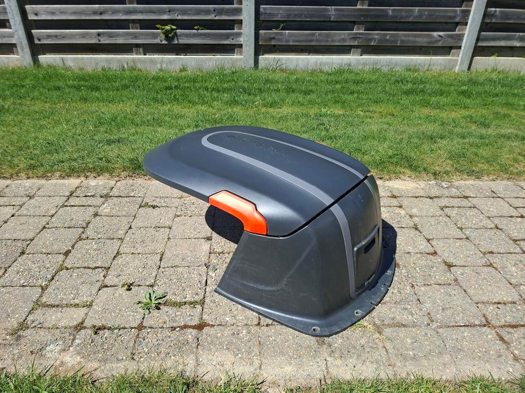 Garage Gardena Robotmaaier, Ophalen