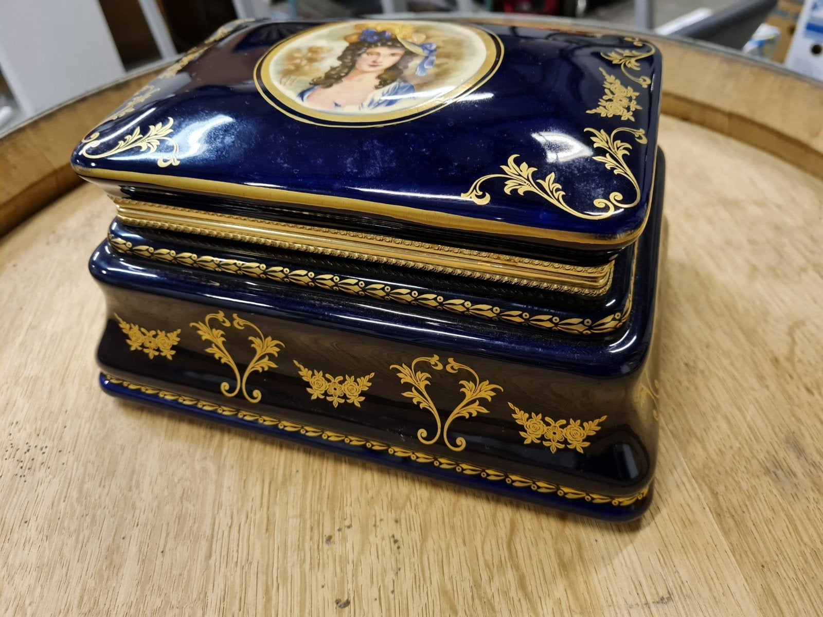 Grote Vintage Limoges Juwelendoos – Kobaltblauw en goud, Enlèvement ou Envoi