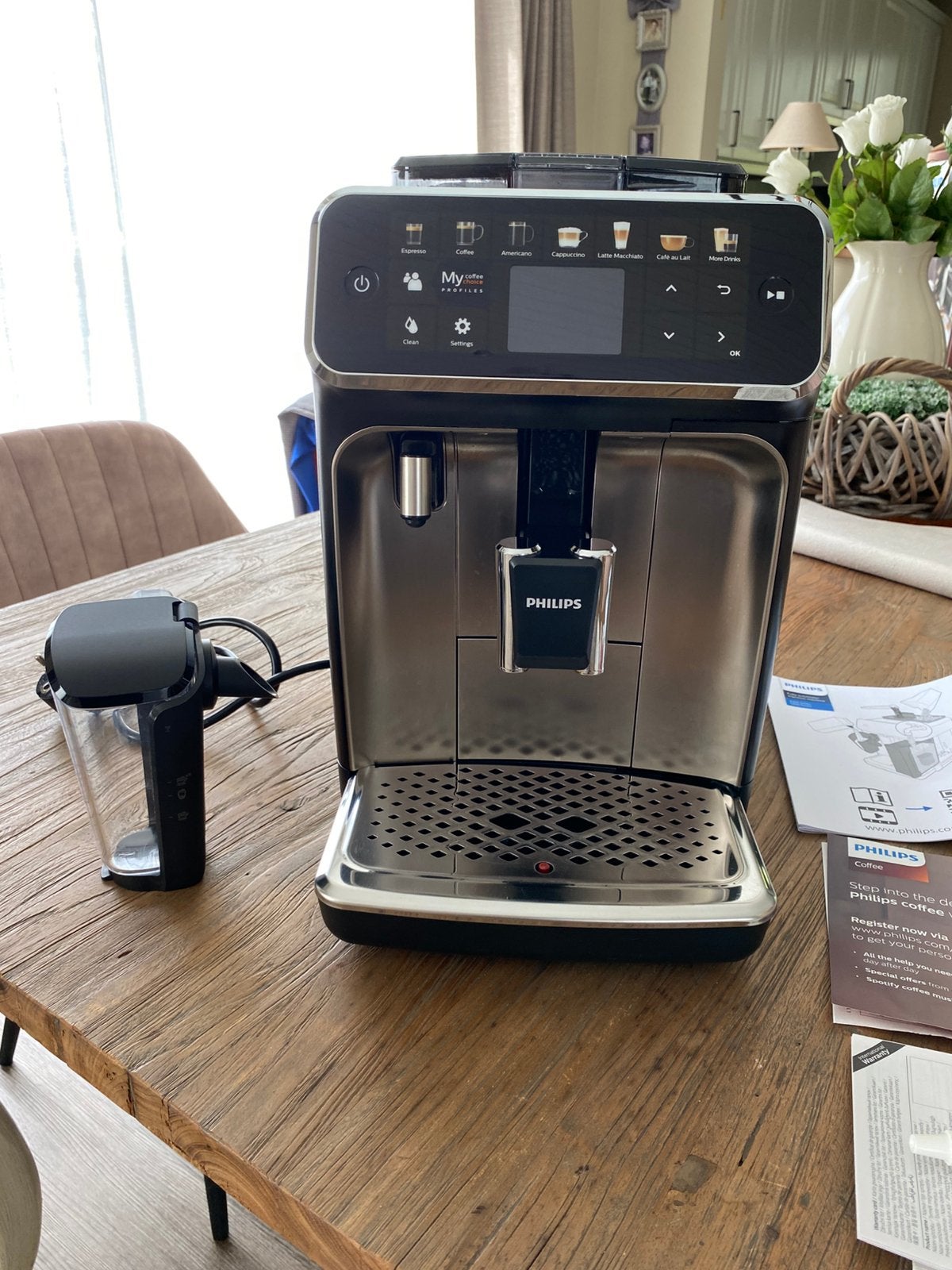 Machine à expresso, Electroménager, Machine à espresso, Réservoir d'eau amovible, Café en grains, Comme neuf