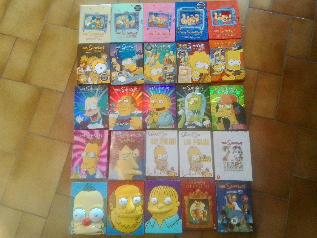 Simpsons dvd le tout pour 110 euros, Enlèvement, Comme neuf
