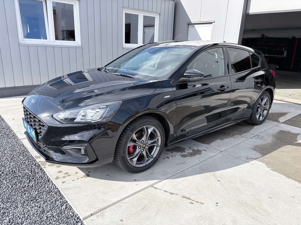 Ford Focus Focus 1.0 EcoBoost ST-Line X, Auto's, Ford, Focus, Gebruikt, Zwart, https://public.car-pass.be/vhr/aa1e2f7e-2dad-4801-993a-924dbdd30b82