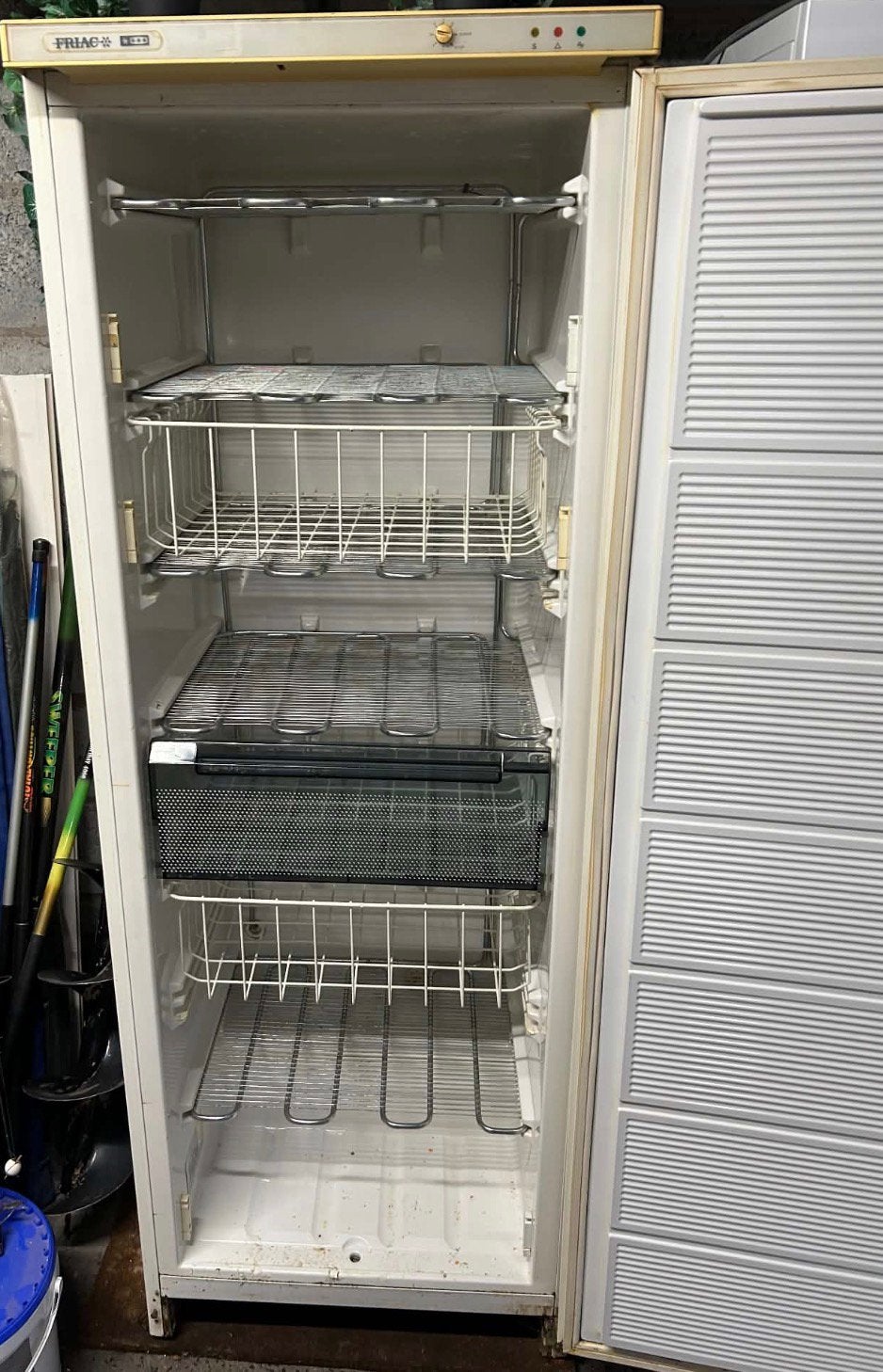 Te koop diepvriezer, Ophalen, Gebruikt