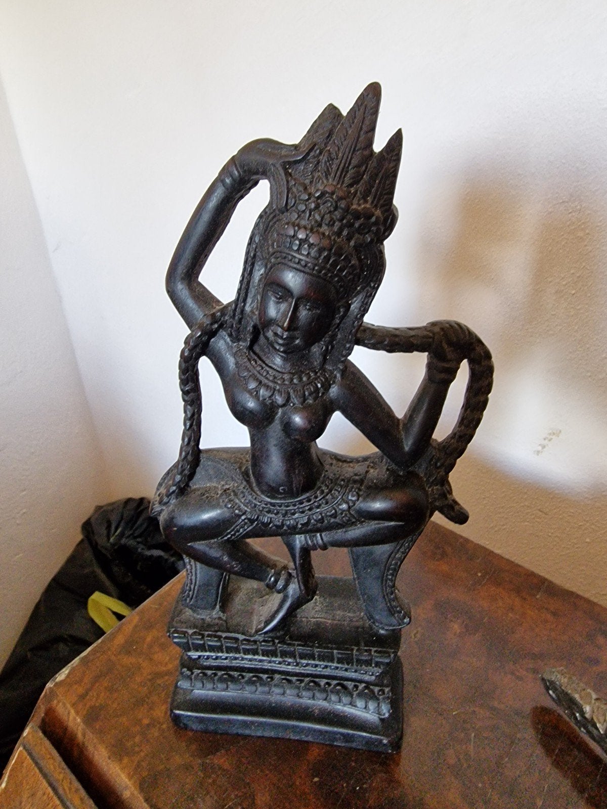Statue chinoise en bois, Enlèvement, Statue