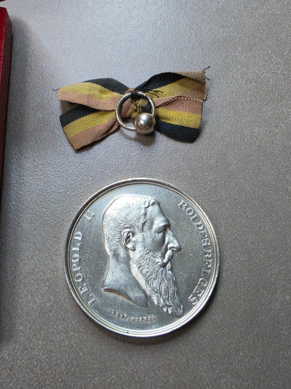 Médaille du roi Léopold II, Wiener 5 cm, Timbres & Monnaies, Pièces & Médailles, Enlèvement ou Envoi