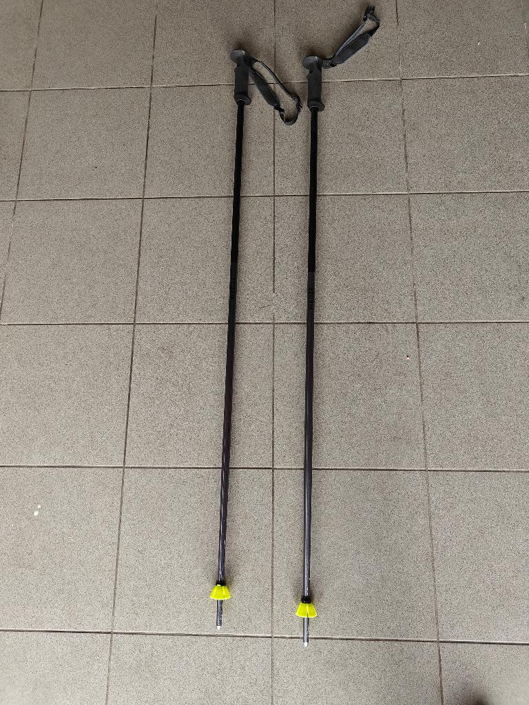 Skistokken zwart Wedze 125cm, Sport en Fitness, Skiën en Langlaufen, Gebruikt, Stokken, 100 tot 140 cm, Ski