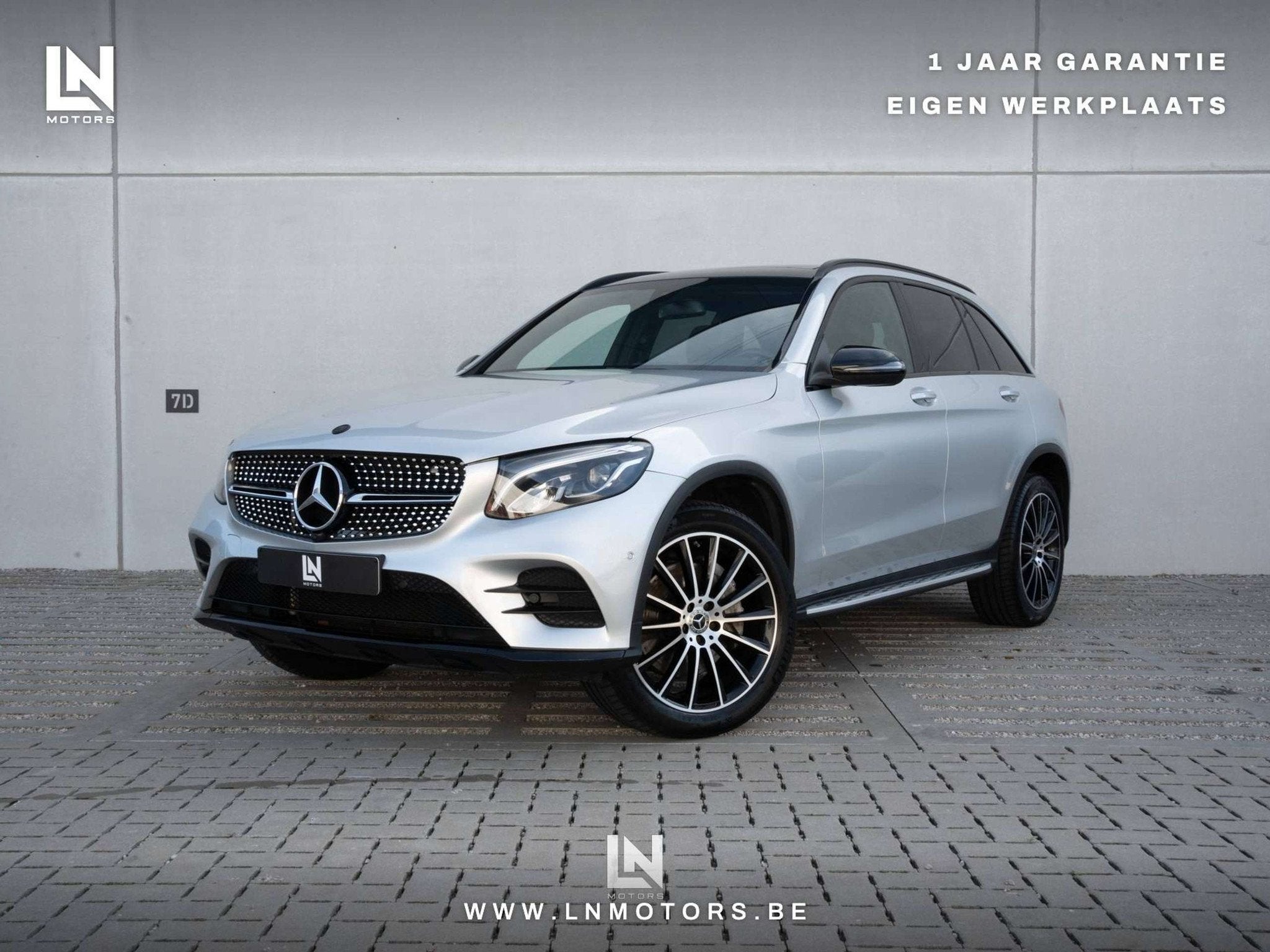 Mercedes-Benz GLC 250 4-Matic AMG Line - Panoramisch dak - Z, Auto's, Automaat, Gebruikt, 4 cilinders, 5 zetels