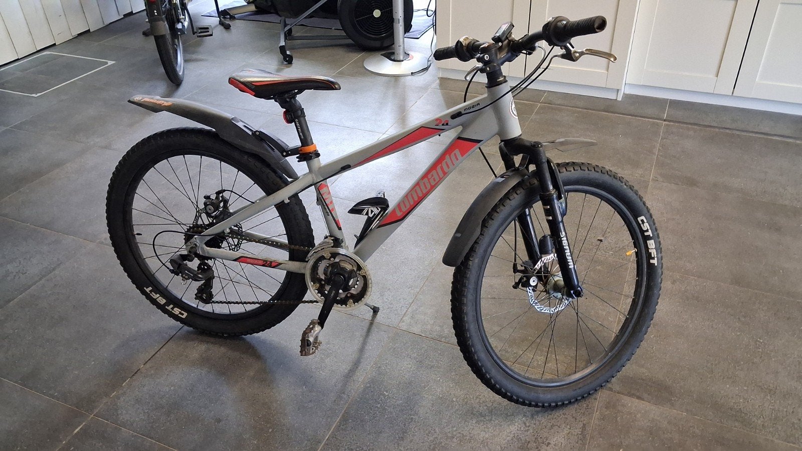 Lombardo Mozia 24 inch mountainbike, Ophalen, 24 inch of meer, Gebruikt, Lombardo Mozia