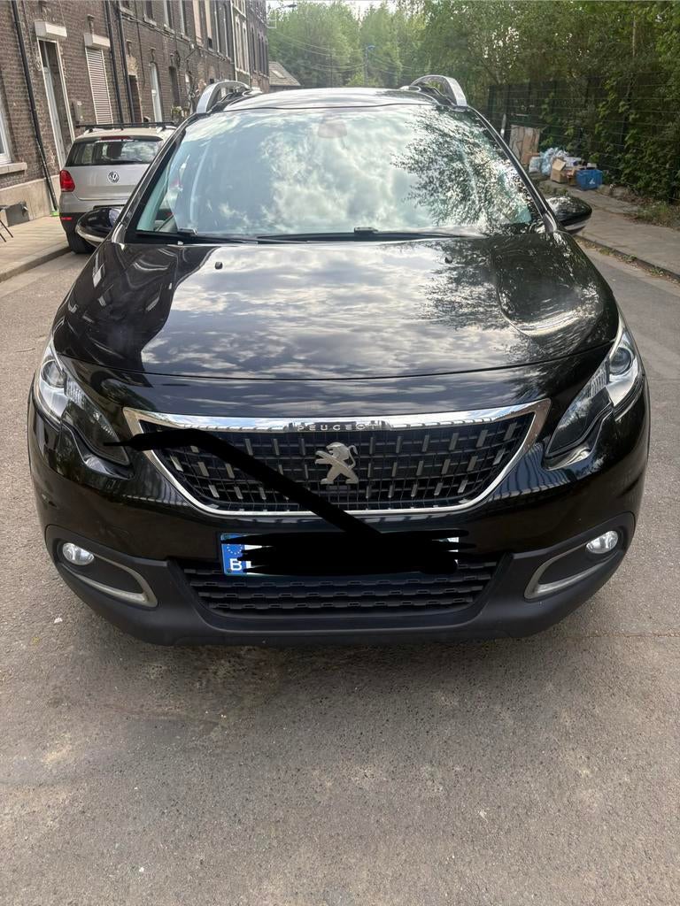 Peugeot 2008 1.2essence année 2019 avec 108.000km carpass, Autos, Peugeot, Capteur de lumière, Achat, Euro 6, Boîte manuelle