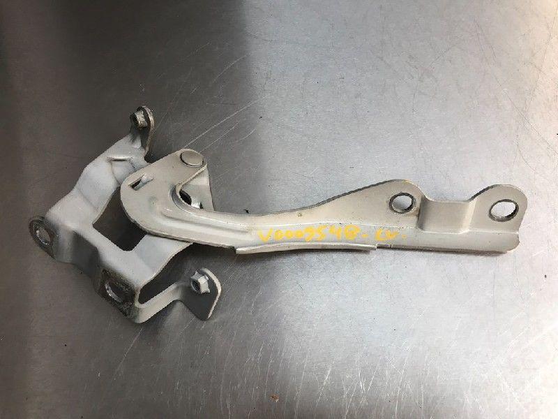 CHARNIERE DE CAPOT Kia Venga (01-2010/03-2019), Utilisé, Kia