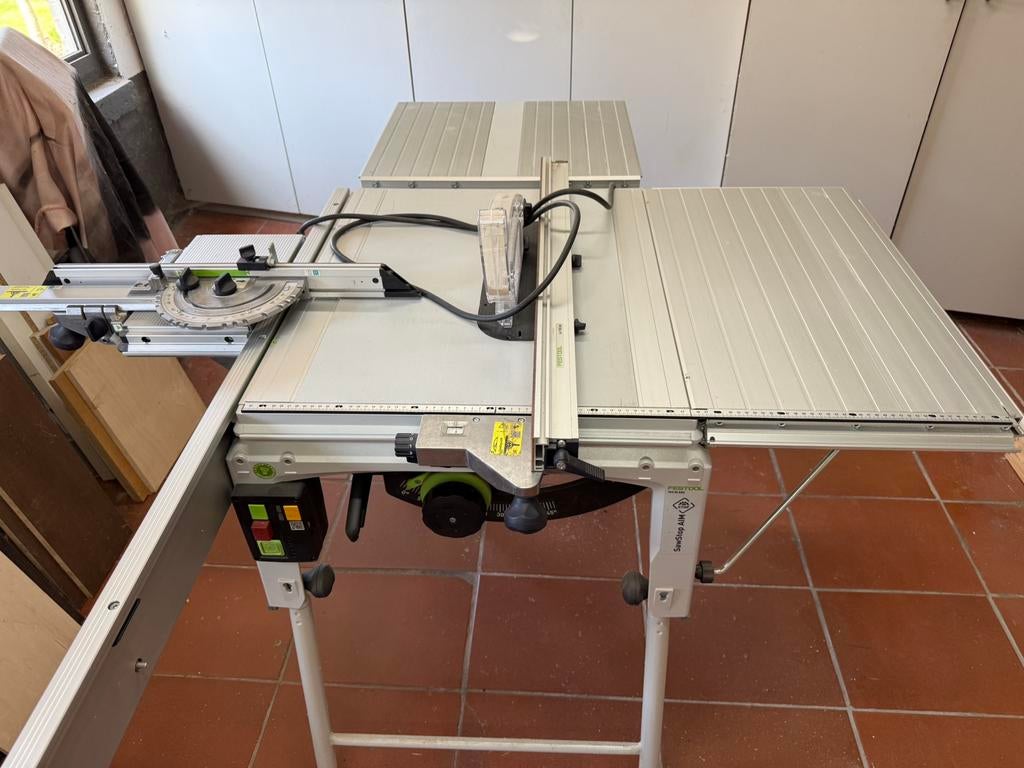 Festool tafelzaag TKS 80 EBS volledige set, Doe-het-zelf en Bouw, Gereedschap | Zaagmachines, Ophalen, Zo goed als nieuw