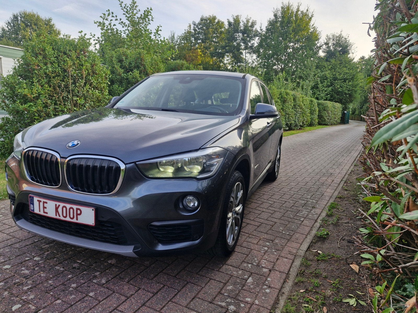 bmw x1 18i sdrive 2017 1e eig origineel 20500km 2j garantie, Autos, Achat, Euro 6, Entreprise, Boîte manuelle