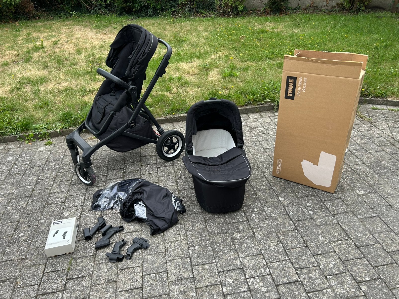 Thule Sleek compleet (reiswieg, zitje, adapters & regenhoes), Duowagen, Zo goed als nieuw, Ophalen, Kinderwagen