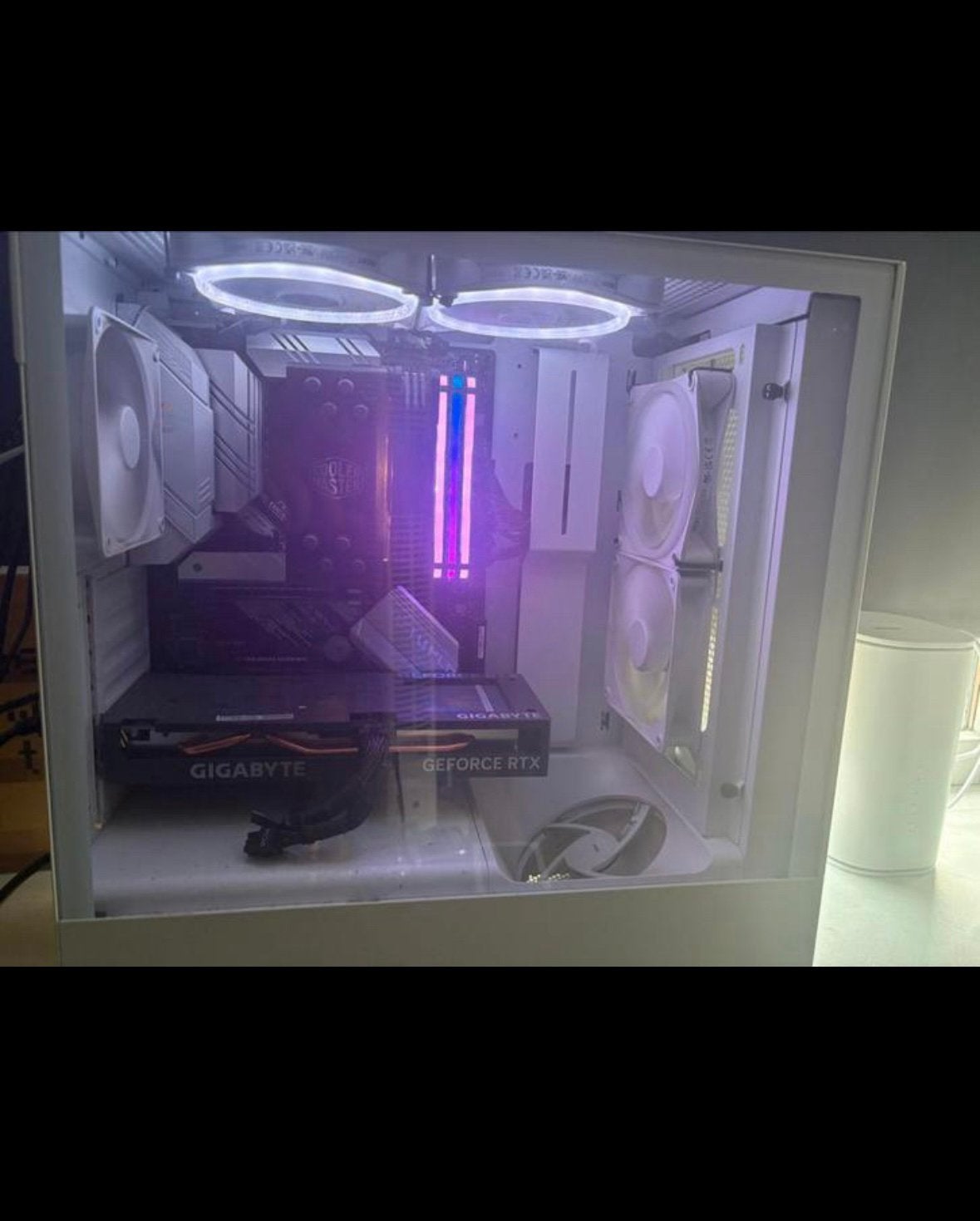 RTX 4060 AMD Ryzen 7500X, Computers en Software, Ophalen, Zo goed als nieuw