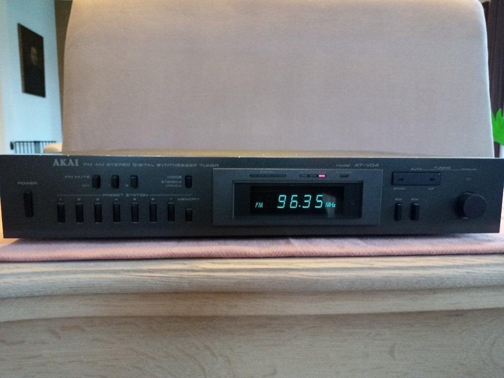 Tuner AKAI, Enlèvement, Utilisé