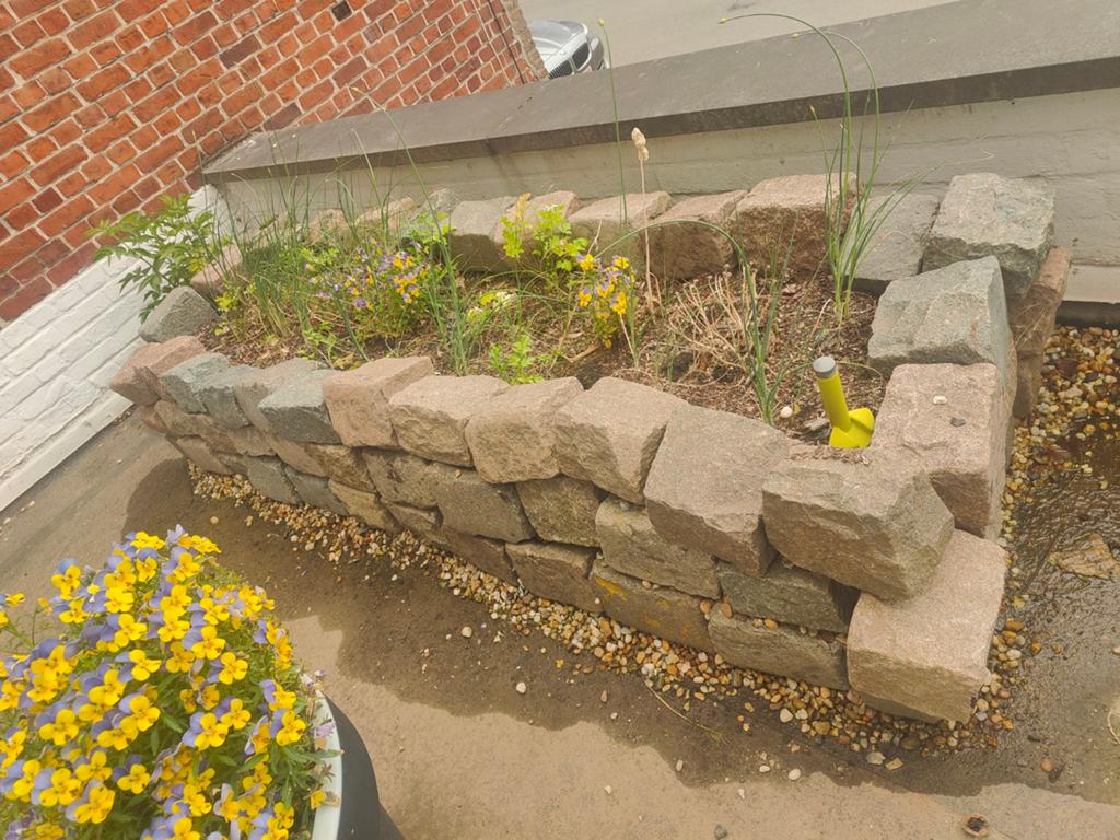 Gratis op te halen  +/- 100 kasseien, Tuin en Terras, Ophalen, Gebruikt