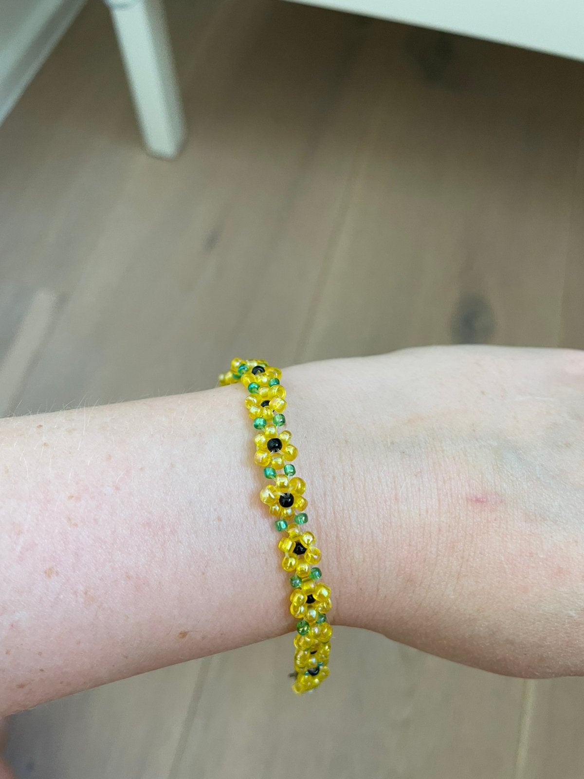 Bracelet, Avec bracelets à breloques ou perles, Comme neuf, Synthétique ou Plastique, Jaune