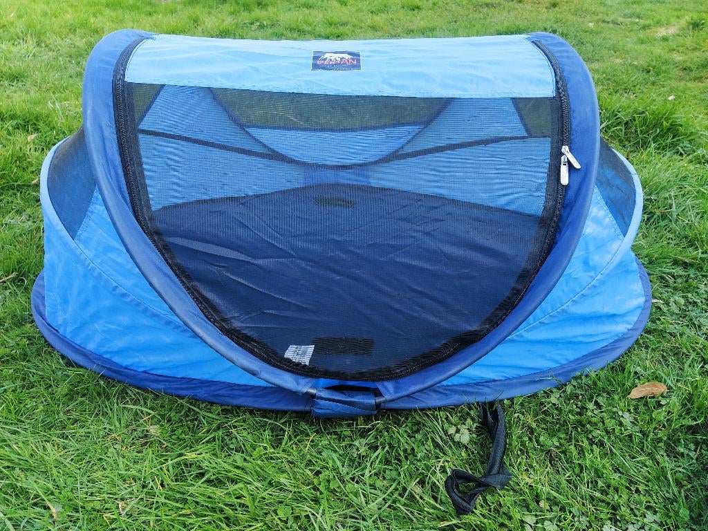 campingbedje Deryan design Equipment, Enlèvement ou Envoi, Utilisé