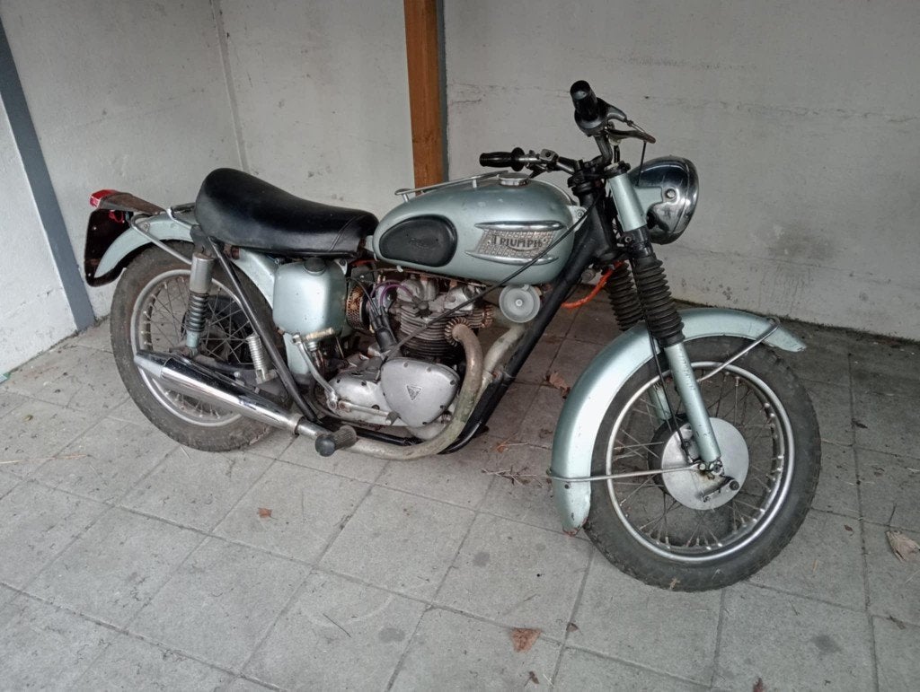 Triumph 3TA 350, Motoren