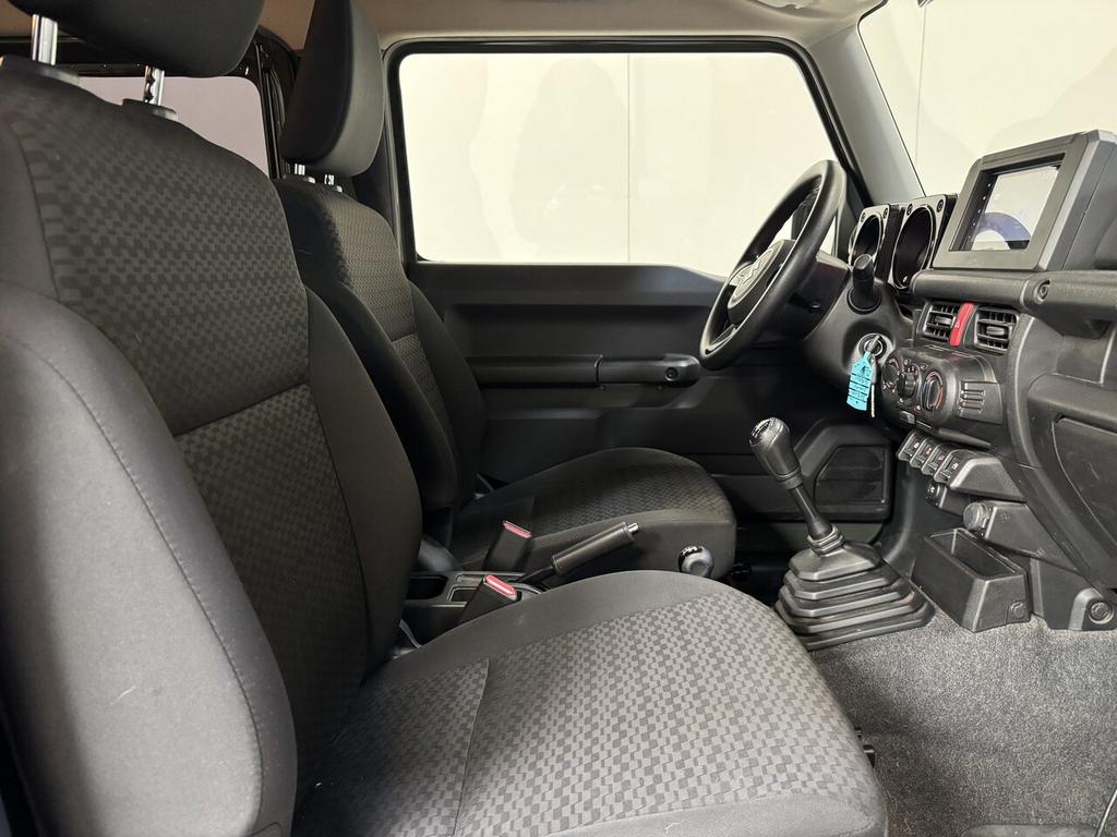 Suzuki Jimny 1.5 Benzine Man. Lichte Vracht - Airco - 43 00, Auto's, 0 kg, 75 kW, Euro 6, 4 cilinders