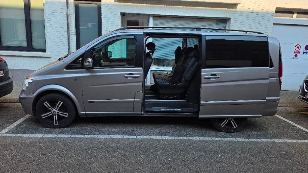 Mercedes Viano V6, Auto's, Automaat, Euro 5, Zwart, 2000 kg