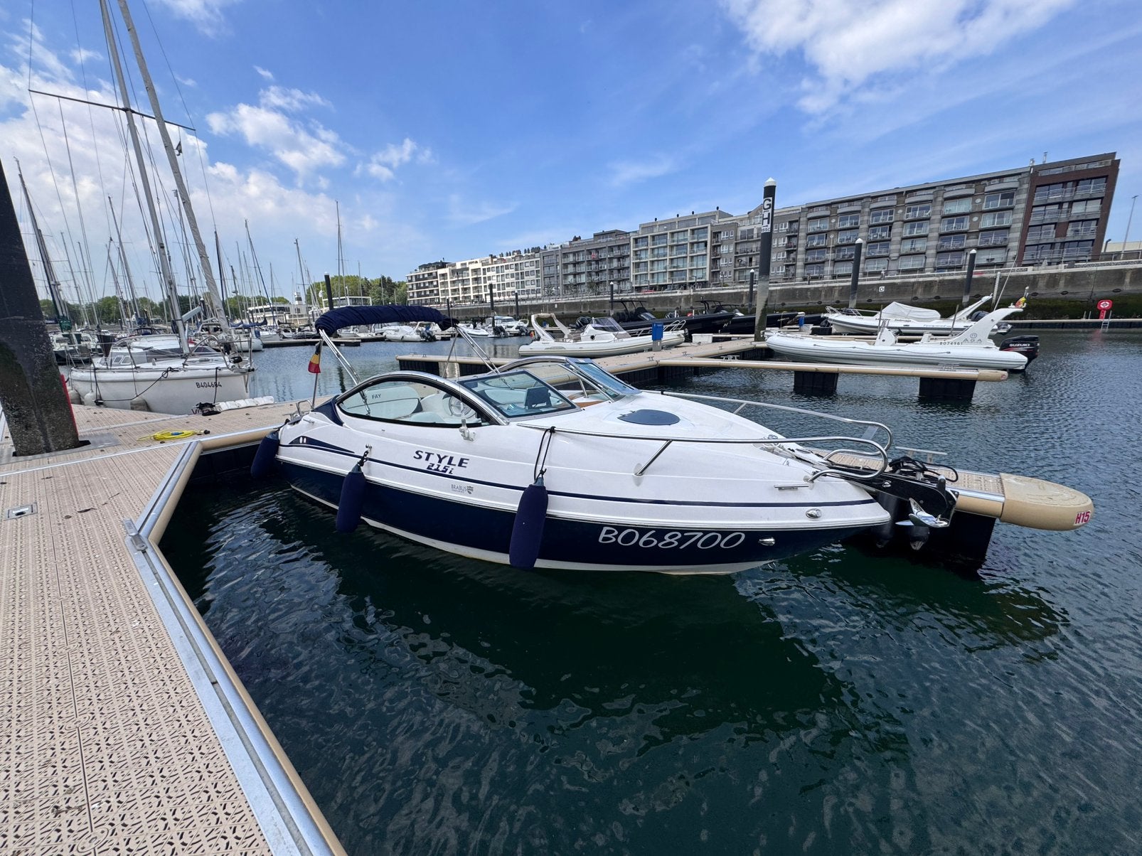 Fibrafort 215  – Instapklaar & Perfect Onderhouden, Sports nautiques & Bateaux, Essence, Moteur in-bord, Enlèvement, Polyester