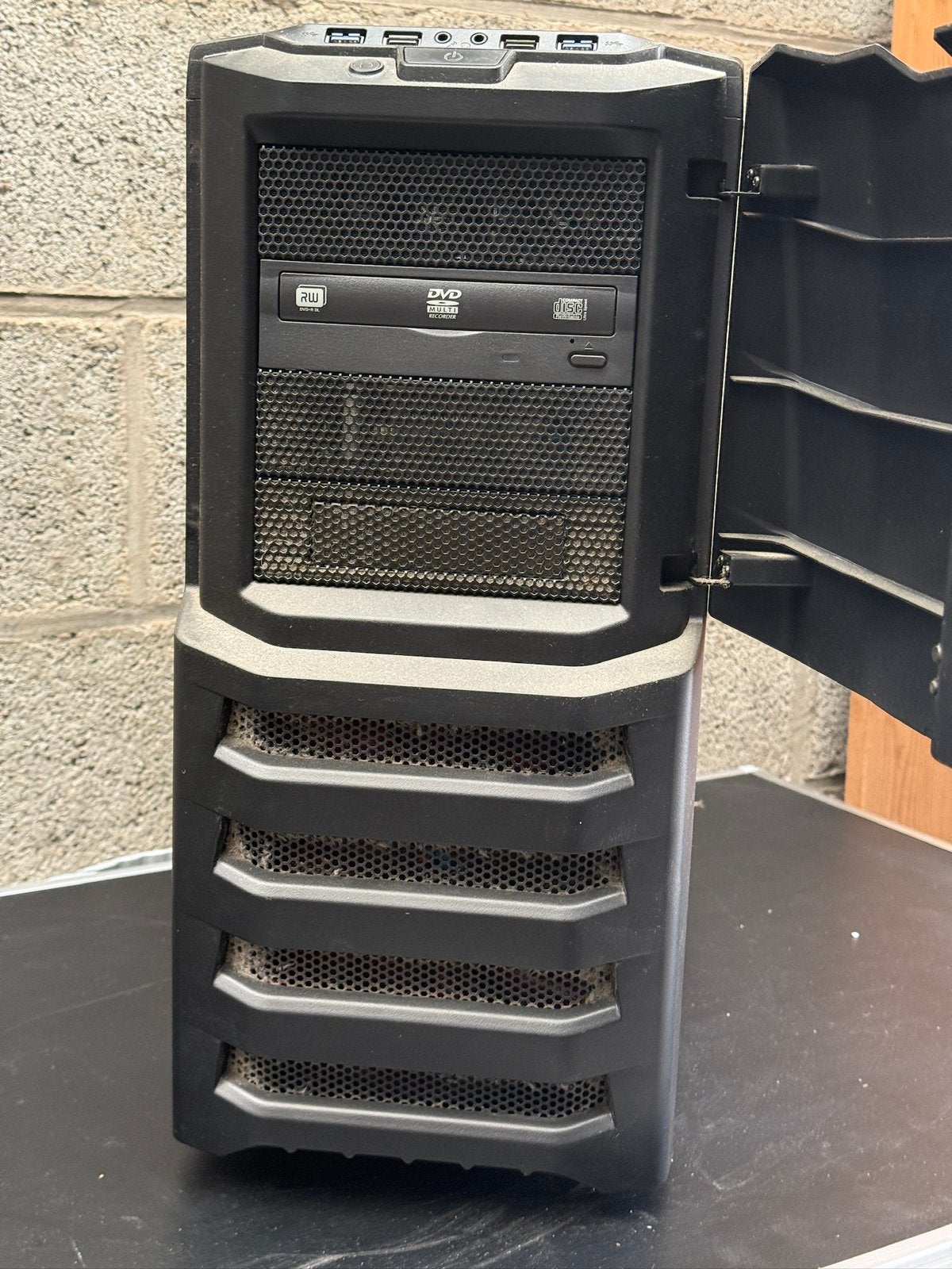 Gaming desktop in goede staat., Computers en Software, Servers, Ophalen, Zo goed als nieuw, 8 GB