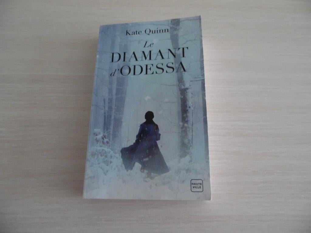 LE DIAMANT D'ODESSA     KATE QUINN, Kate Quinn, Ophalen of Verzenden, Zo goed als nieuw, Amerika