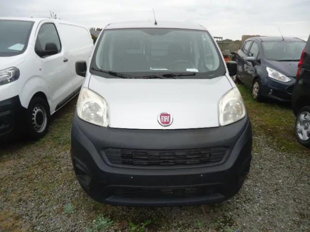 Fiat Fiorino benzine / CNG,1.4 EUR 6, airco ,sensoren 120 dk, Auto's, 4 deurs, Stof, Gebruikt, Euro 6