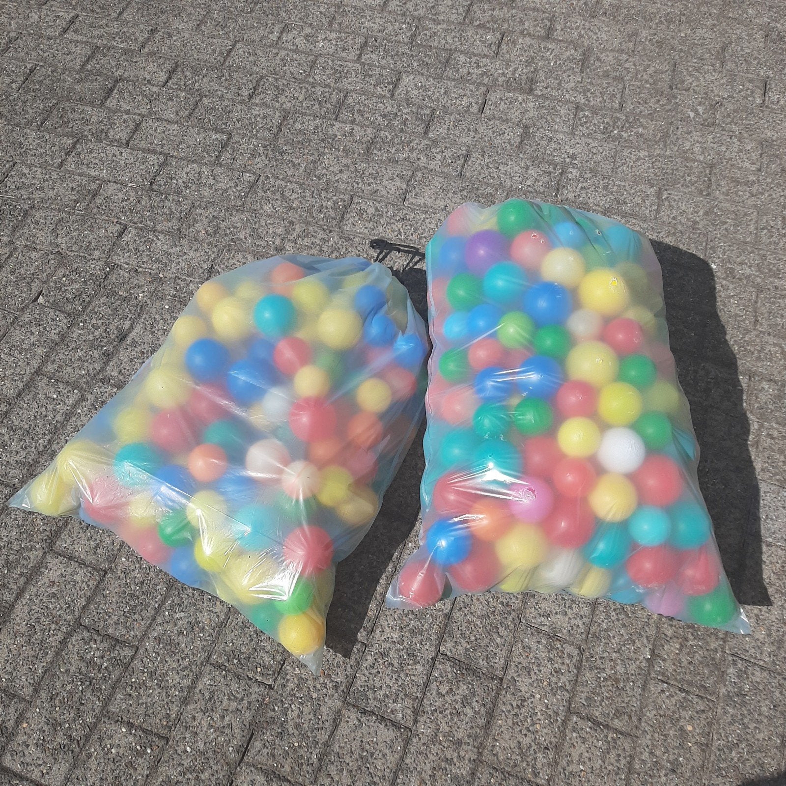 Ballen voor ballenbad, Ophalen