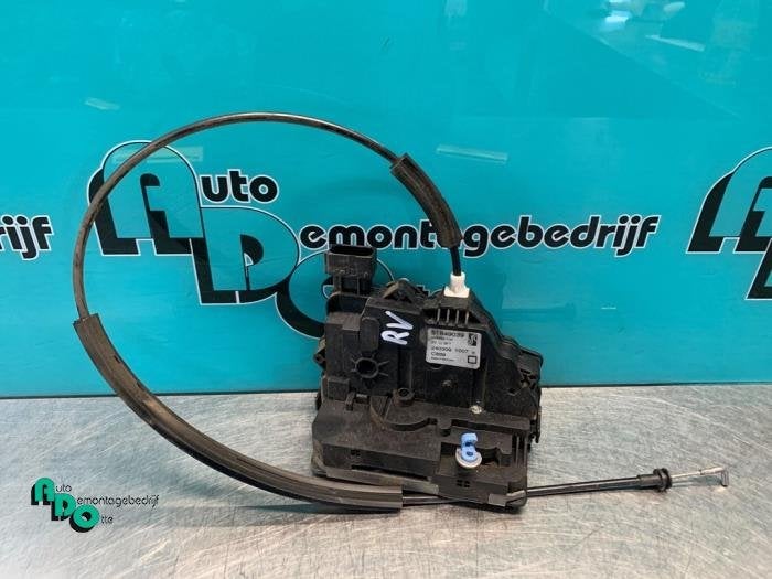 Serrure portière mécanique 2portes droite d'un Fiat Punto, -, 3 mois de garantie, Utilisé, Fiat