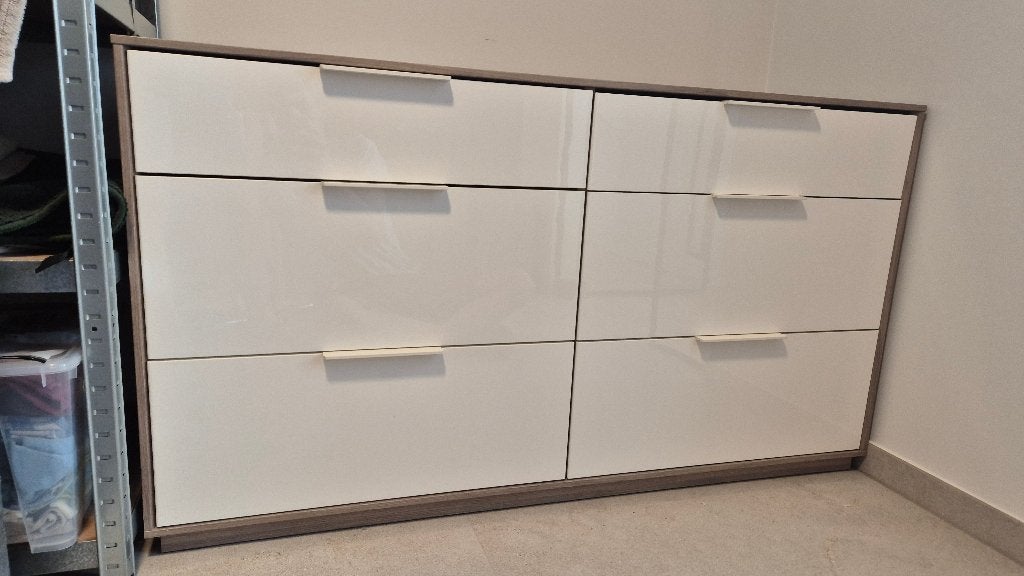 Nyvoll commodekast Ikea, Antiek en Kunst, Antiek | Meubels | Kasten, Ophalen