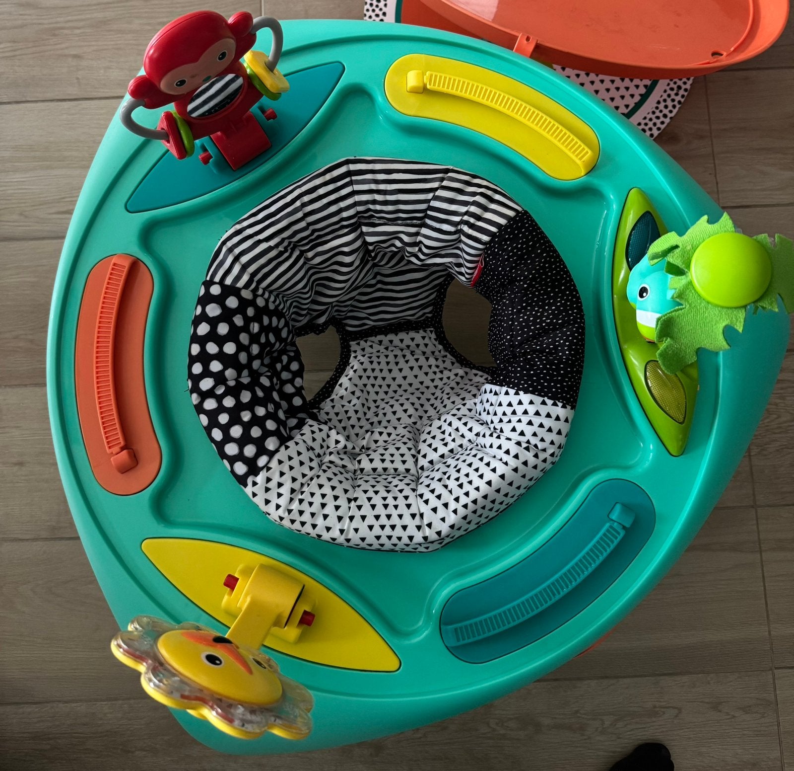 Speeltafel infantino: zit, sta en draai, Enfants & Bébés, Jouets | Tables de jeux, Enlèvement ou Envoi, Utilisé