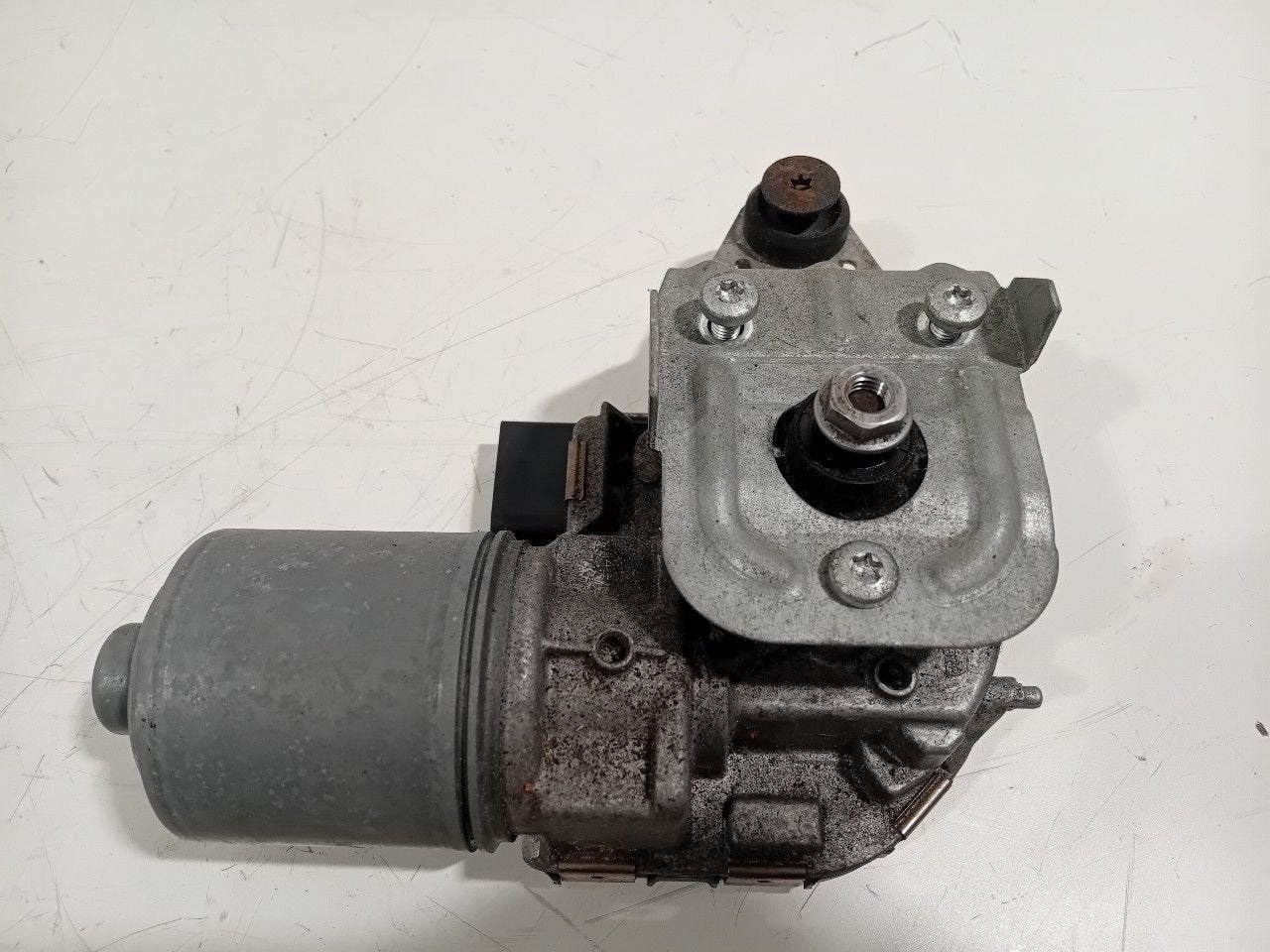 Ruitenwissermotor voor Audi A3, Onderdelen@venauto.nl, Van der Ven Autorecycling B.V., Gebruikt, Ettenseweg 76, 4706 PB Roosendaal, The Netherlands