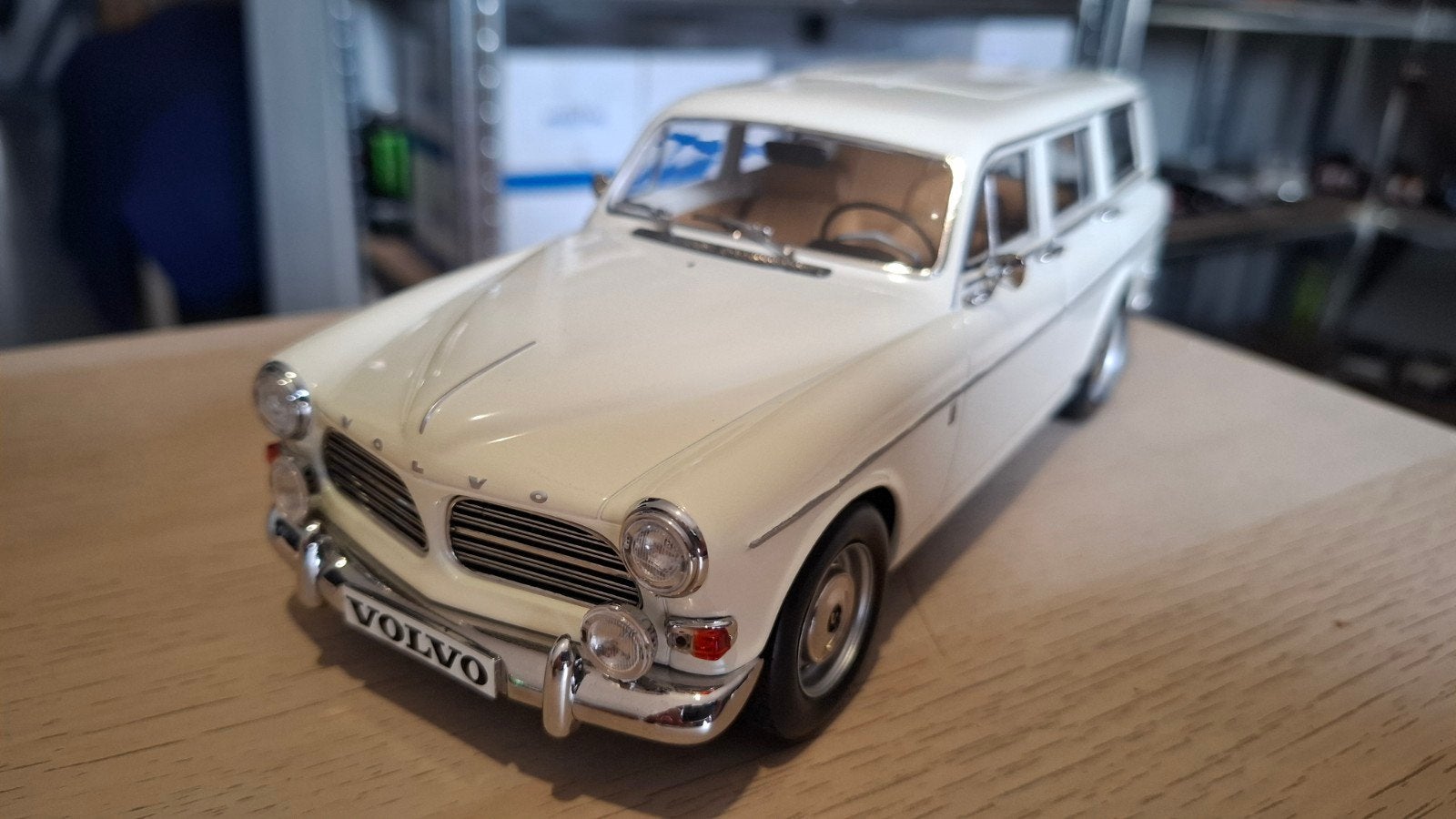 voiture miniature 1 18, Hobby & Loisirs créatifs, Enlèvement ou Envoi, Comme neuf, Voiture, Norev