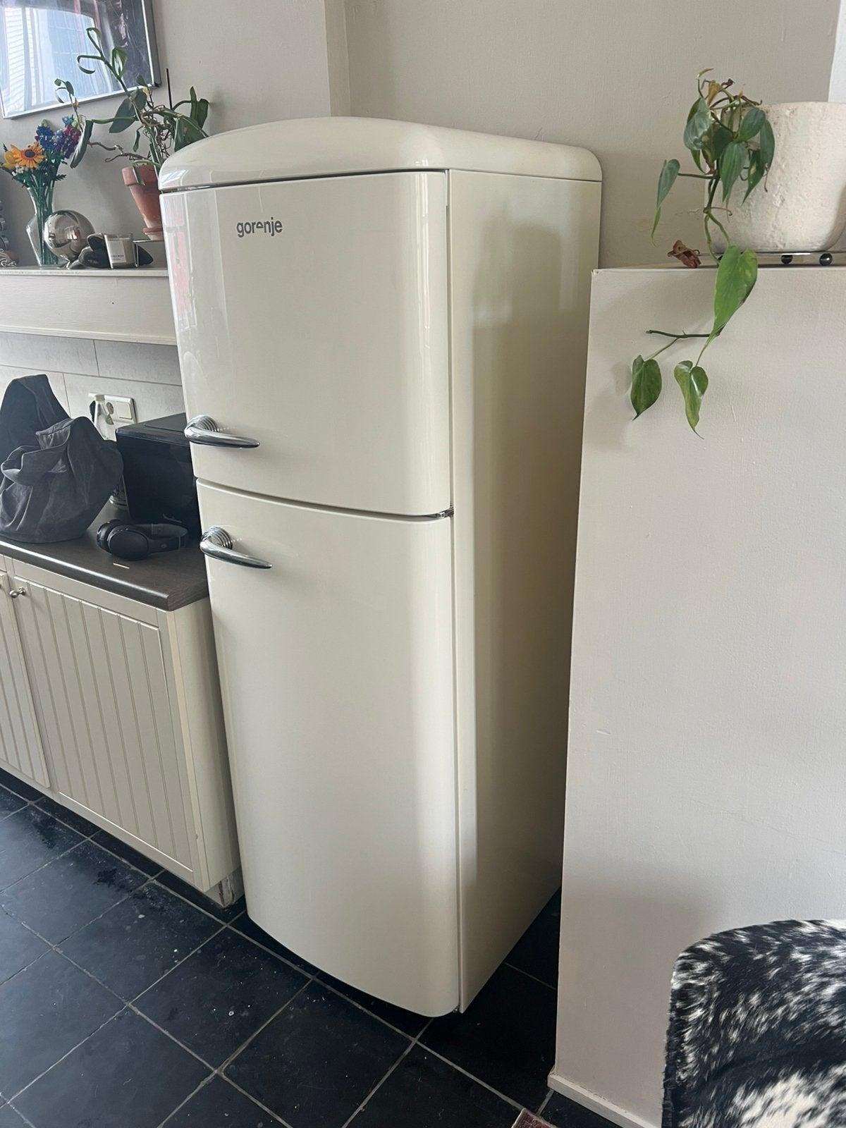 Gorenge frigo koelkast met vriesvak, Elektronische apparatuur, Koelkasten en IJskasten, Ophalen, Zo goed als nieuw, Met vriesvak