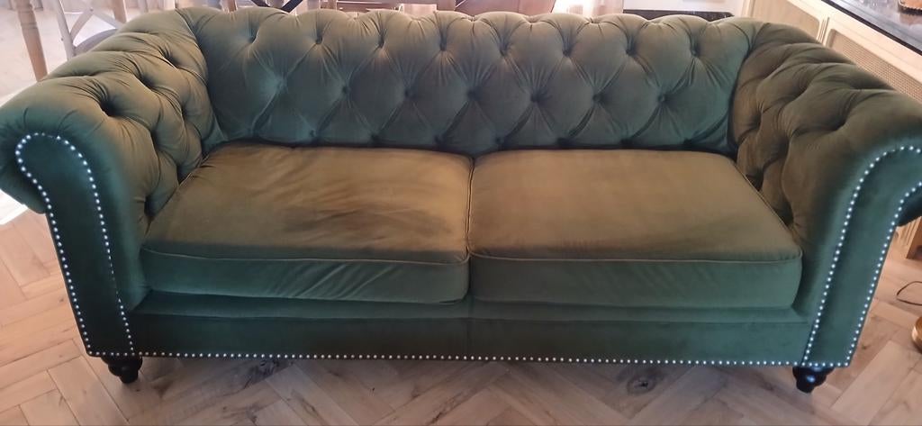 Chesterfield sofa in groene stof, Huis en Inrichting, Zetels | Zetels, Ophalen, 150 tot 200 cm, Chesterfield, Driepersoons