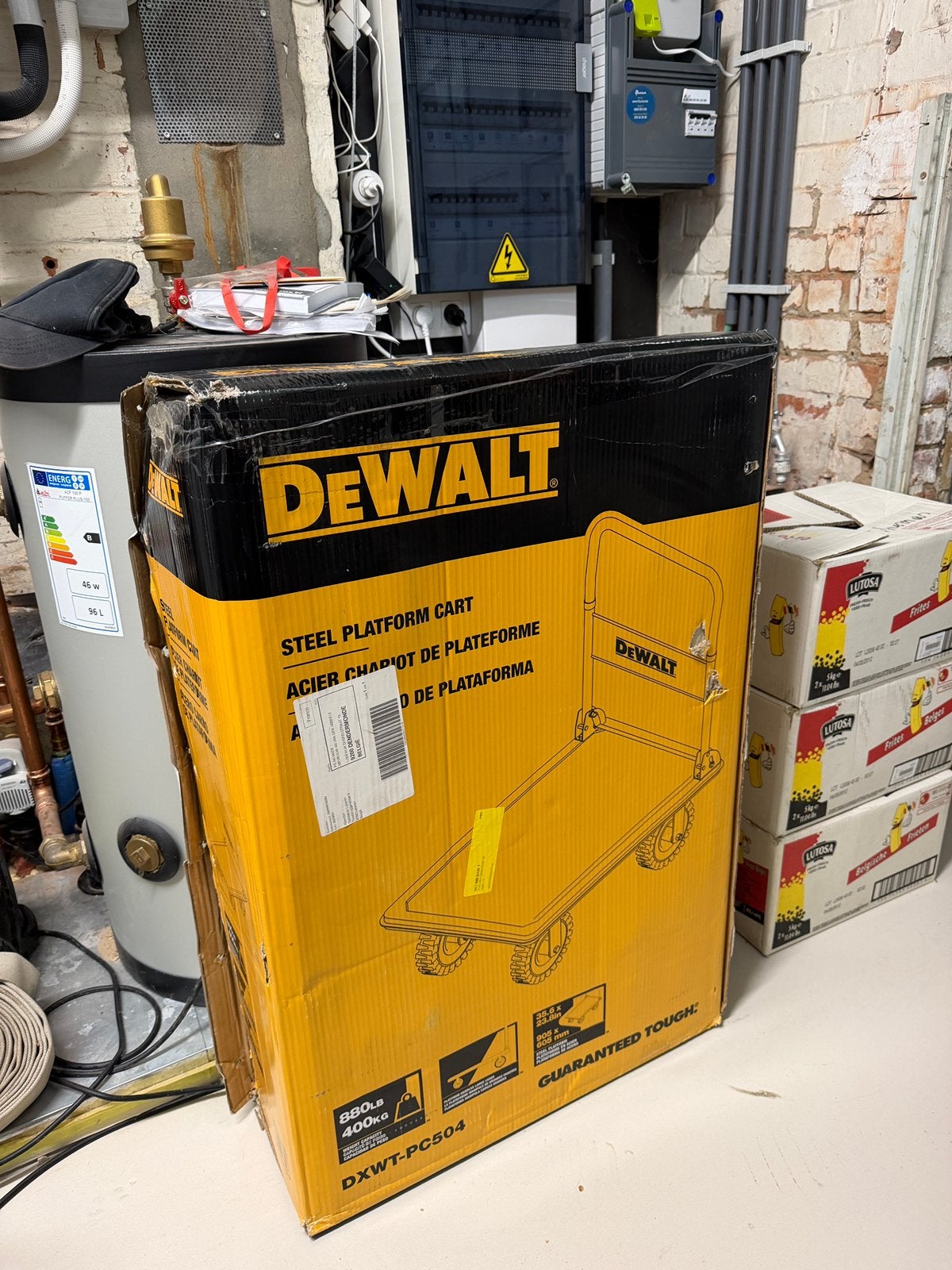 DEWALT platformwagen 400 kg – nieuw in doos, Articles professionnels, Machines & Construction | Transport, Enlèvement