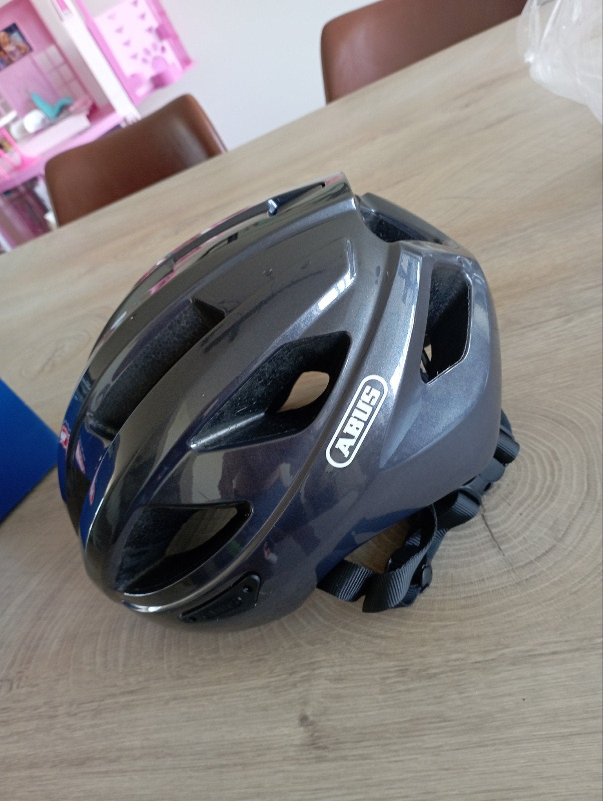 Fietshelmen, Ophalen