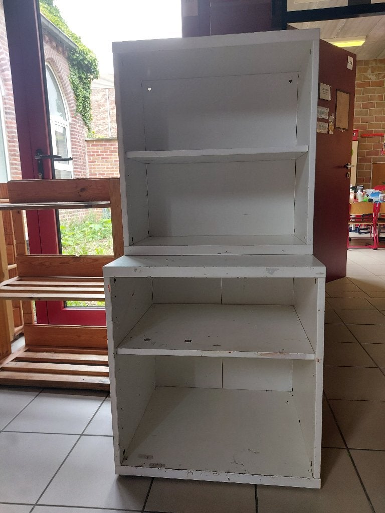 Witte stevige kast, Ophalen, Gebruikt, Kast