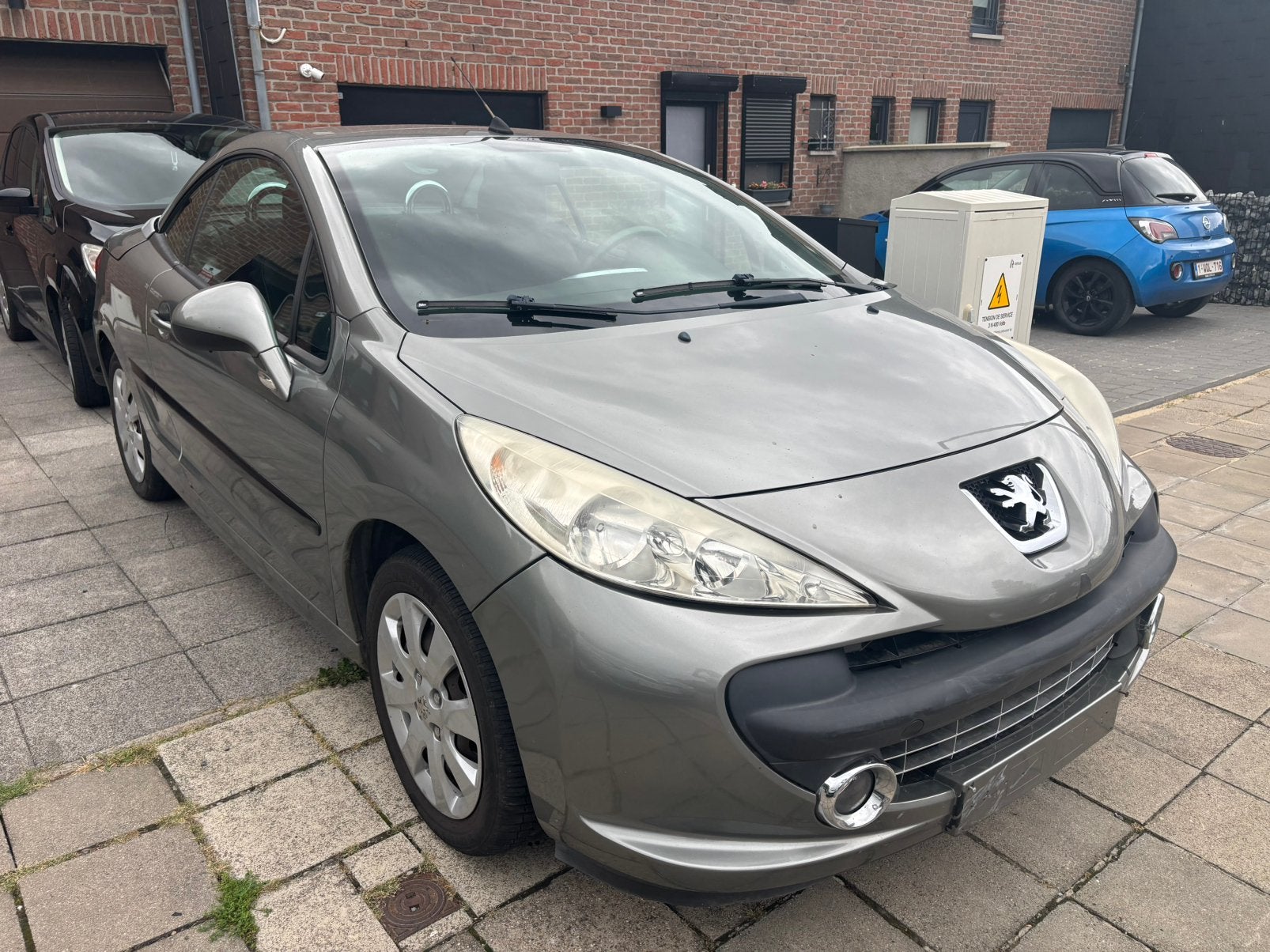 Peugeot 207cc annee 2008 183000km, Autos, Achat, Boîte manuelle, Particulier, Essence