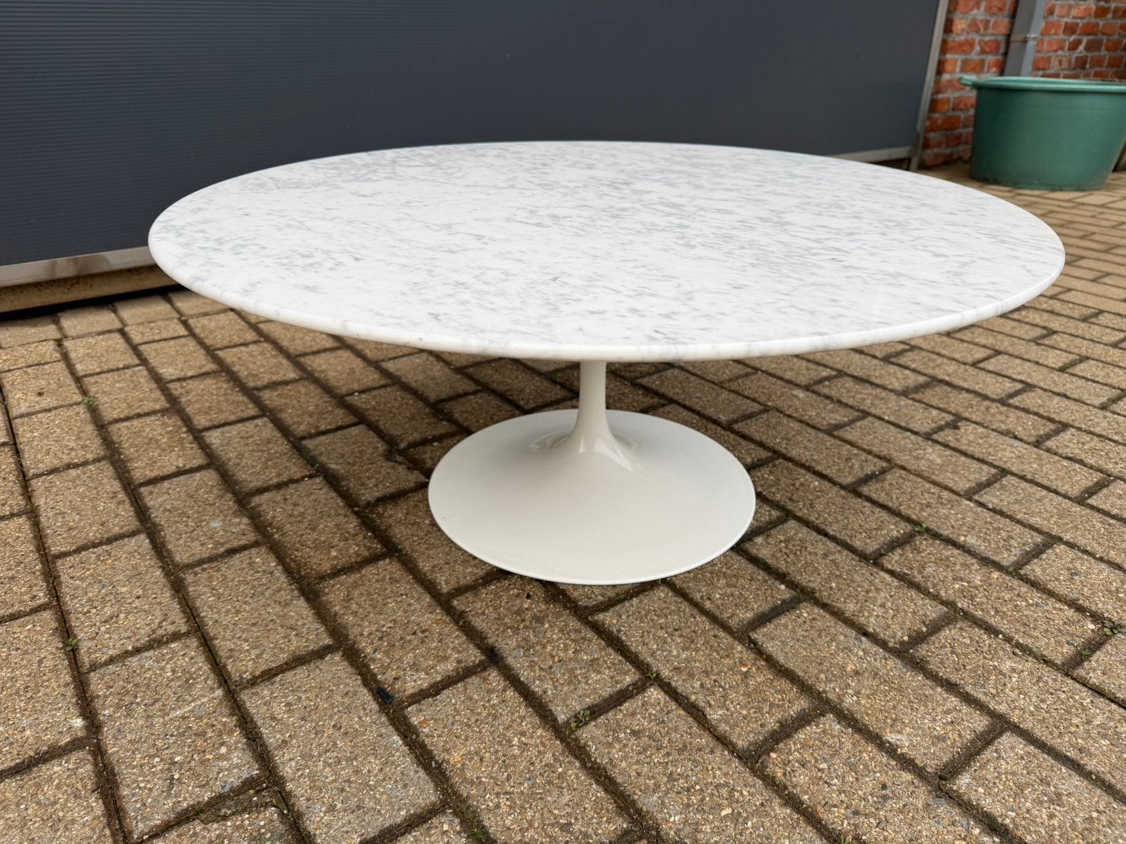 Table basse originale Knoll Tulip Eero Saarinen Carrara, Enlèvement ou Envoi, Vitra togo mah jong sede artifort b&b italia cassina cor leolux