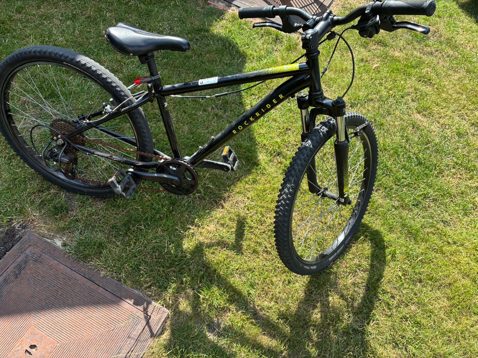 Rockrider 24 inch voor doe-het-zelver, Fietsen en Brommers, Fietsen | Crossfietsen en BMX, Ophalen, Gebruikt, Velgrem, 24 inch of meer