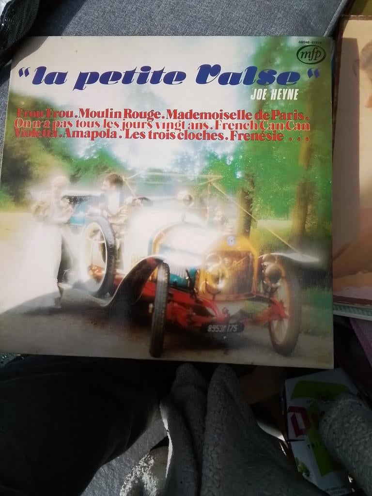 Disque vinyle : Jo Heyne : le petite ralse, Enlèvement