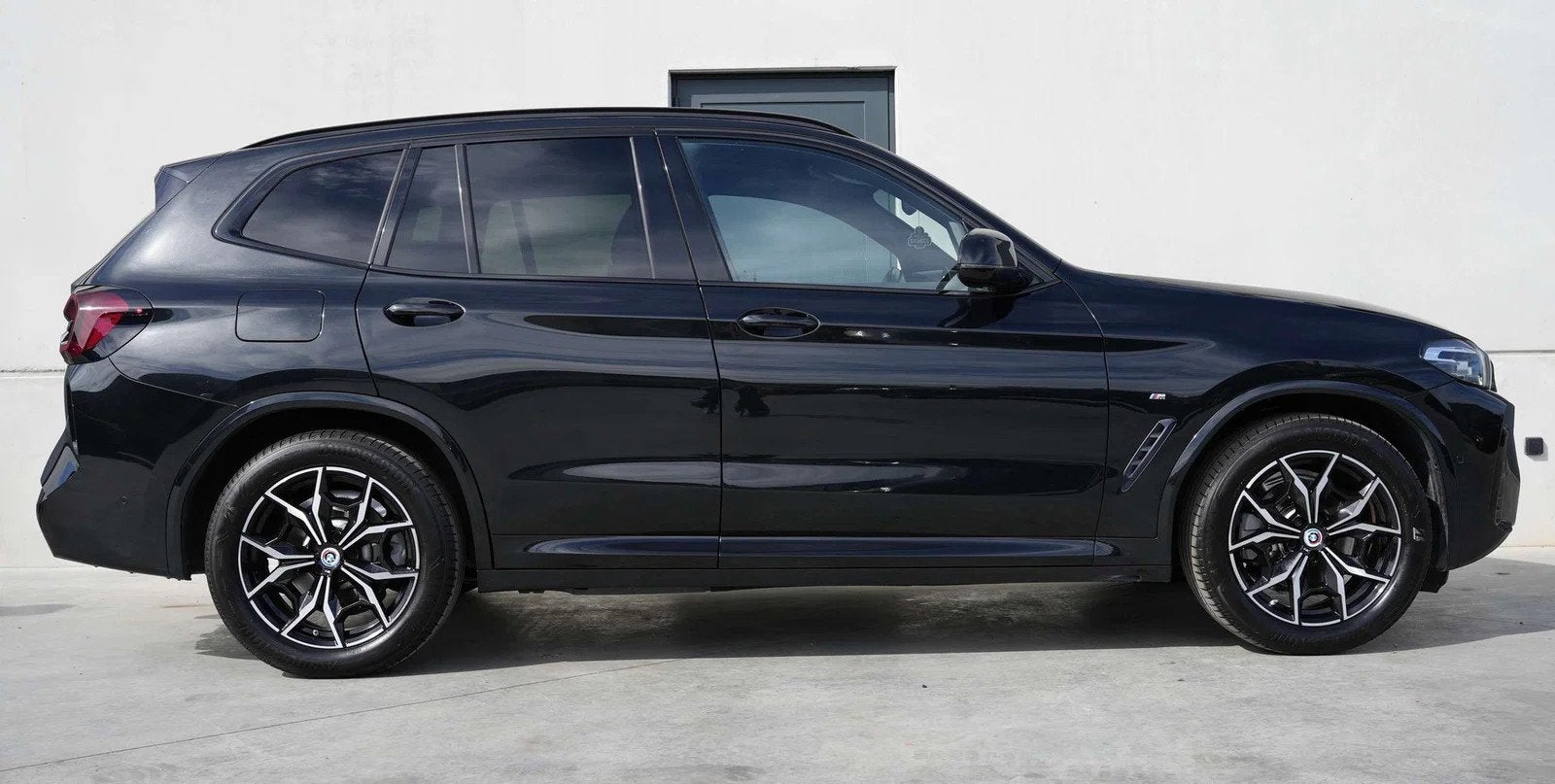 BMW X3 Face Lift xDrive20i M Sport | CarPlay | Panoramadak |, Auto's, Automaat, Gebruikt, 4 cilinders, Zwart