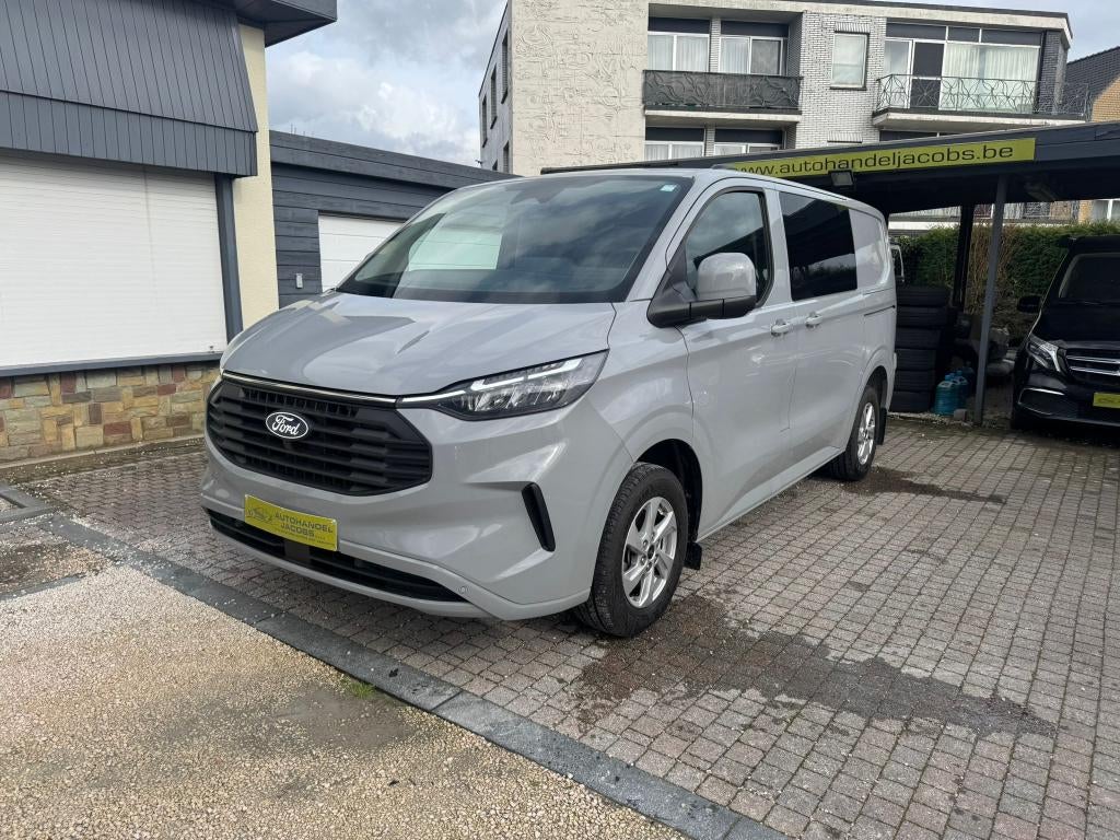FORD TRANSIT CUSTOM * NIEUW * LIMITED * DUB CAB * 5ZIT * L1, Auto's, Stof, 4 cilinders, 2500 kg, 192 g/km