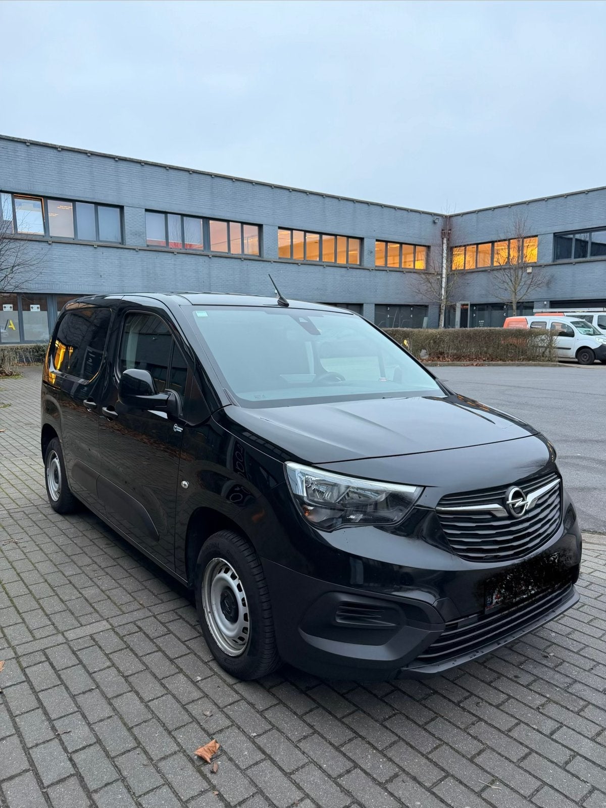 Opel Combo 1.5 - Diesel (2021), Auto's, Zwart, Particulier, 76 kW, Te koop